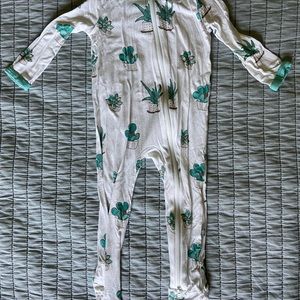 Kyte baby. succulent zipper footie